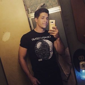 Meet your Posher, Chris